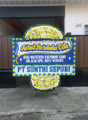 Papan Bunga Duka di Panularan