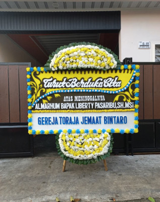 Papan Bunga Duka di Panularan