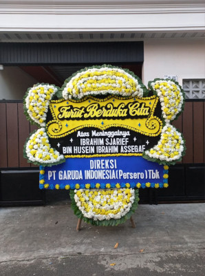 Papan Bunga Duka di Panularan